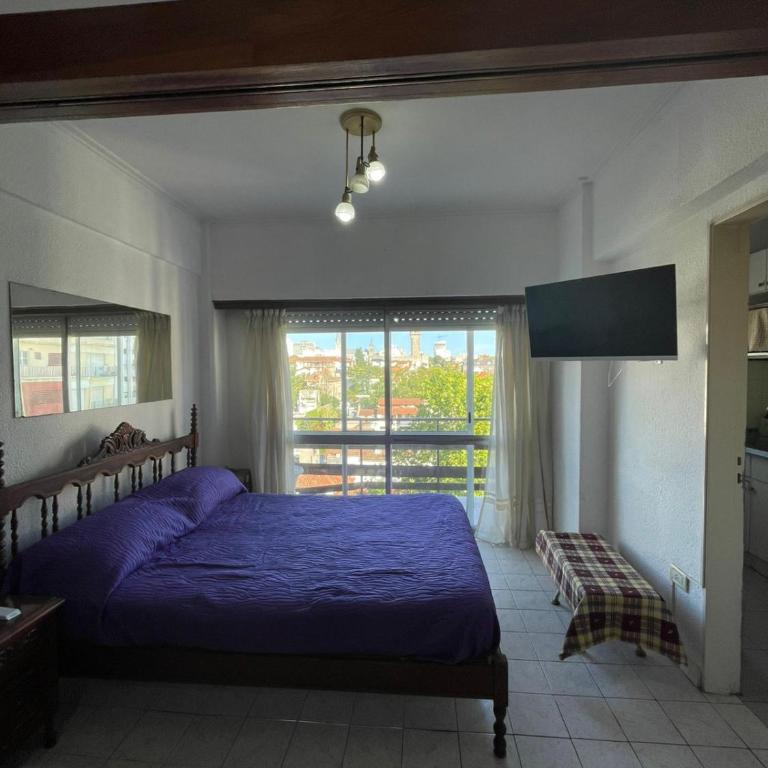 Monoambiente con balcón zona Güemes! - Apartamento de 1 dormitorio - 2