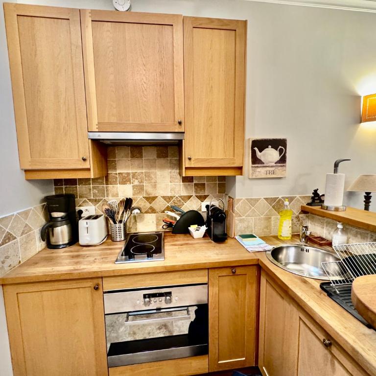 CHABLIS 27 avenue de la Bourdonnais 75007 - Appartement 1 Chambre - 28