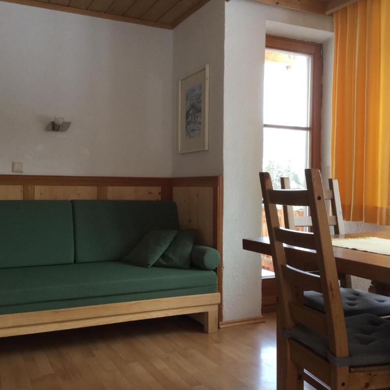 Tiefhof - Apartment mit 2 Schlafzimmern und Balkon - 4