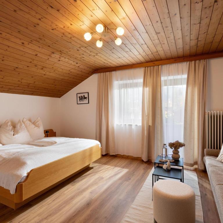 Gästehaus Kopp - Doppelzimmer mit Dusche - 2
