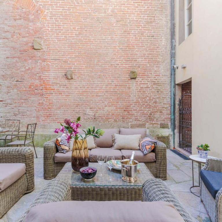 Vissi D Arte an Apartment with Garden - Appartamento - Piano Terra - 8