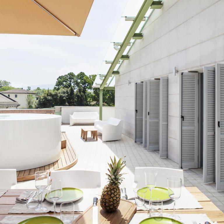 Canticle Lucca Luxury Apartment - Two-Bedroom Apartment with Terrace - 17