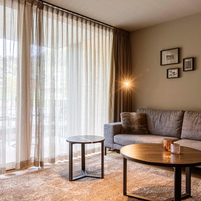 Montafon Suites Schruns by ALPS RESORTS - Superior One-Bedroom Apartment - 2