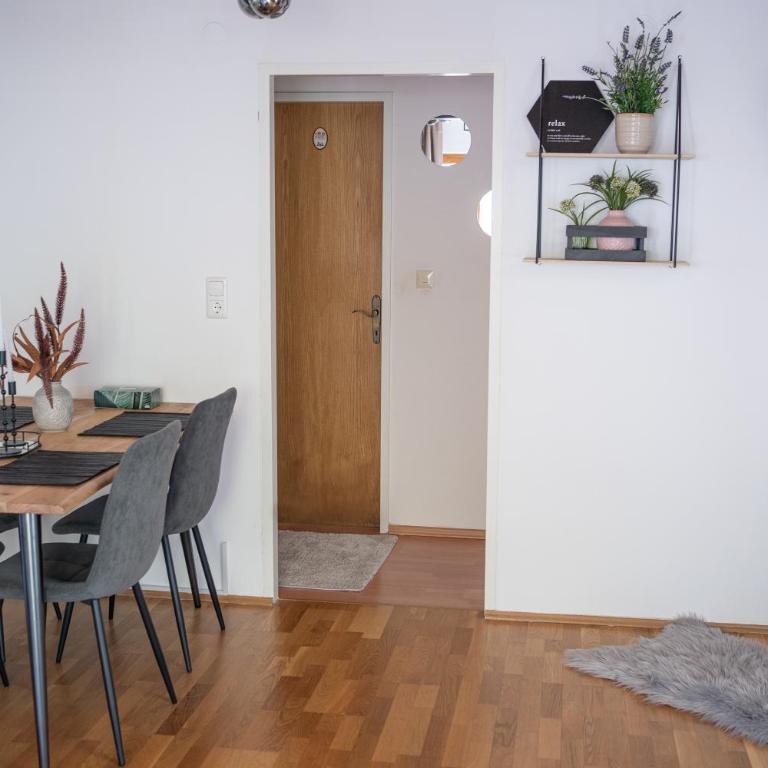 FarawayHomes Studio St Wolfgang #4 - Two-Bedroom Apartment - 8