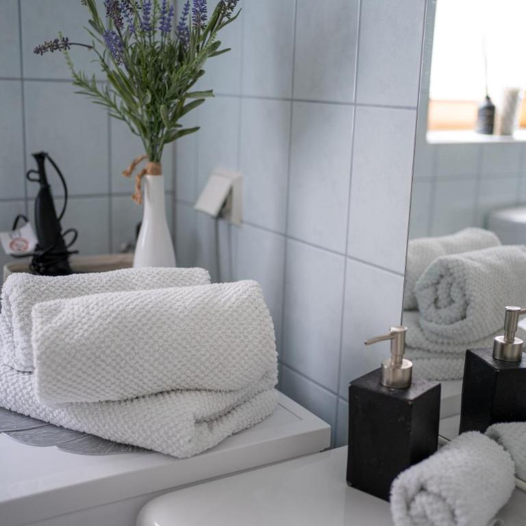 FarawayHomes Studio St Wolfgang #4 - Two-Bedroom Apartment - 22
