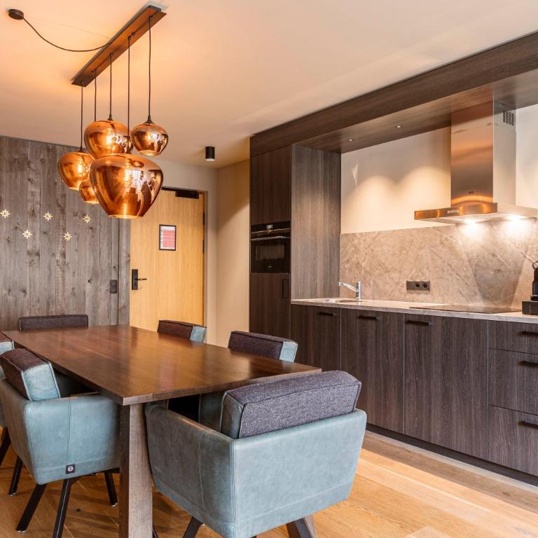 Montafon Suites Schruns by ALPS RESORTS - Superior Two-Bedroom Apartment - 9