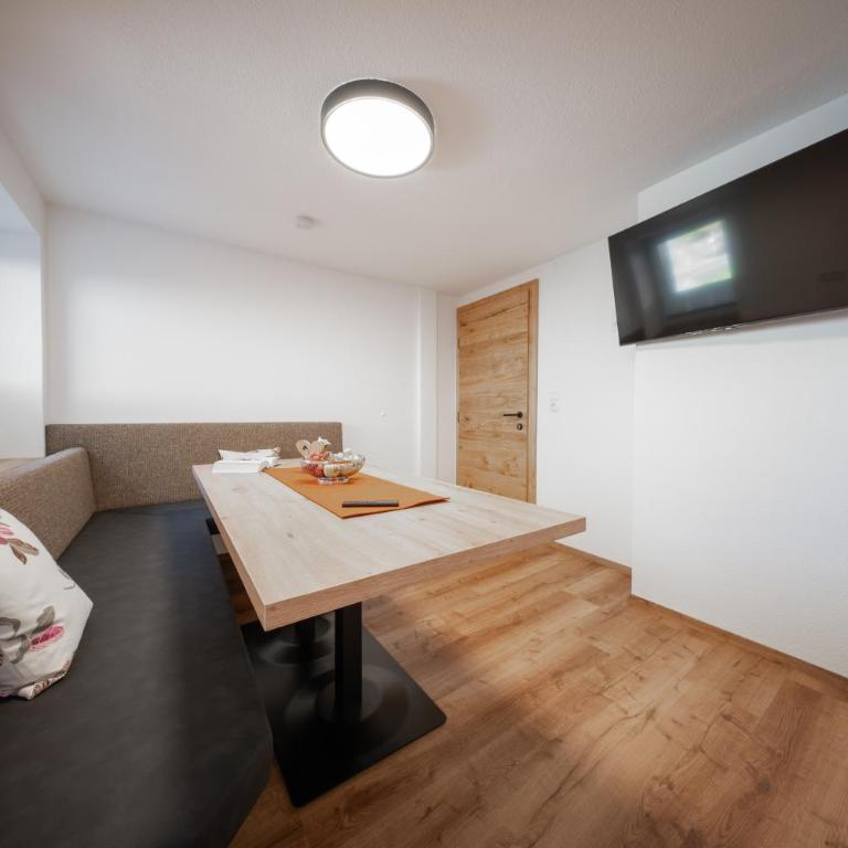 Pension Pitze - Apartamento de 3 dormitorios con vistas a las montañas - 6