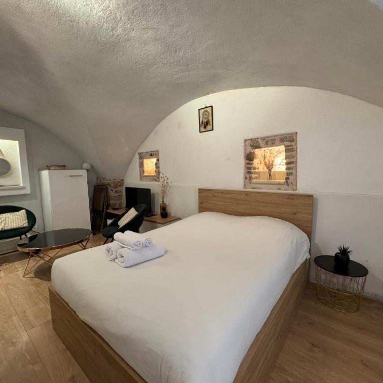 Studio Vieil Antibes rue du Bateau - One-Bedroom Apartment - 2
