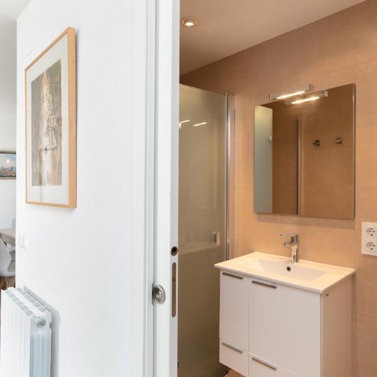 Hauzify I Apartaments SuperBeach - Apartamento de 3 dormitorios - 4