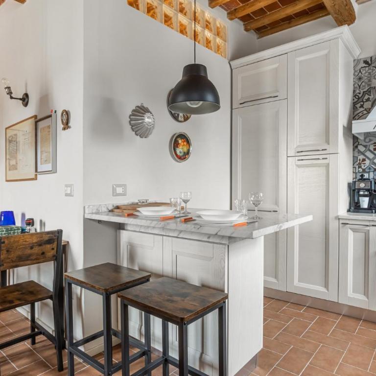 GuestHost - Casa Carlotta - Lovely and Roomy Apartment - Appartamento con 3 Camere da Letto - 10