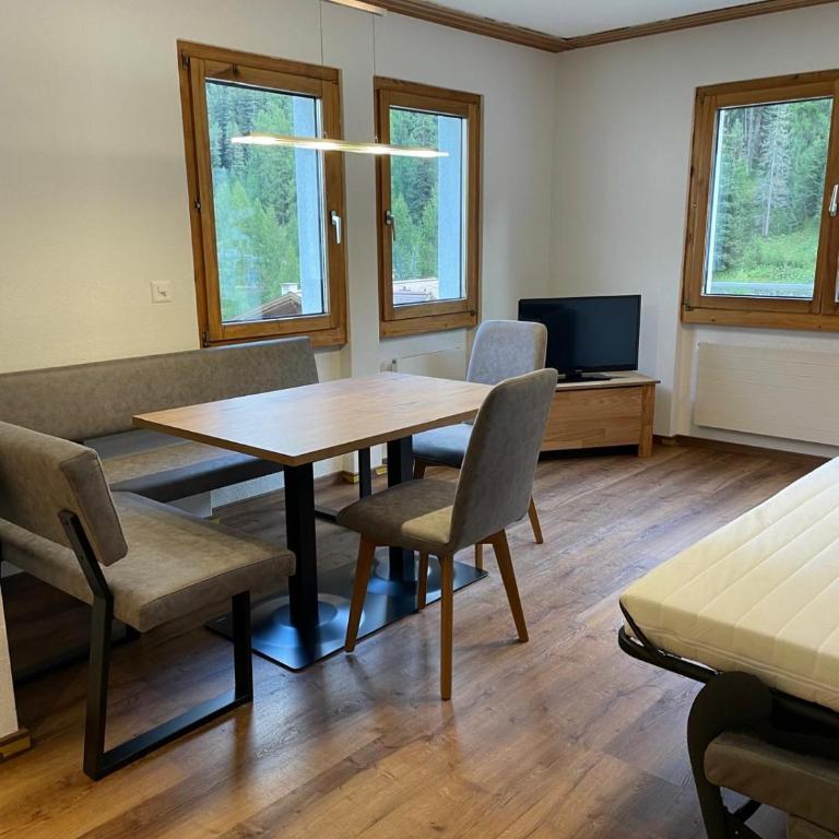 Chasa Ravaischa - Deluxe Apartment - 22