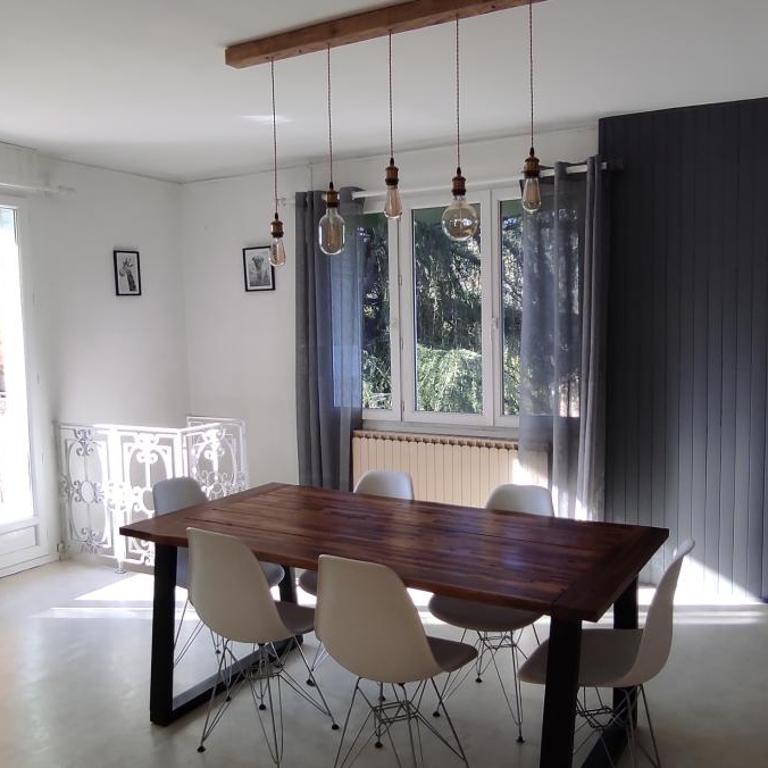 Maison avec jolie vue, 5mn à pied du centre - Maison 3 Chambres - 7