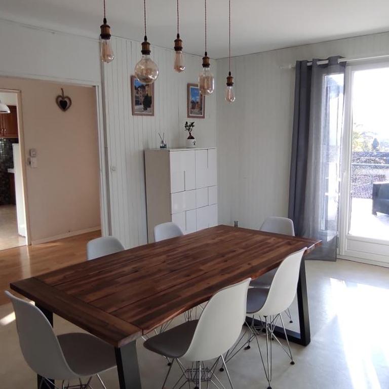 Maison avec jolie vue, 5mn à pied du centre - Maison 3 Chambres - 9