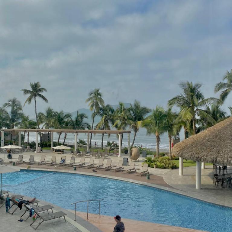 Camino al Mar Apartment with Amazing View of the Ocean, Beach and Swimming Pool - Three-Bedroom Apartment - 46