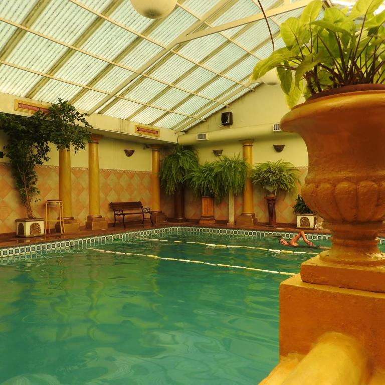 Los Girasoles team family - Two Connecting Rooms - 7