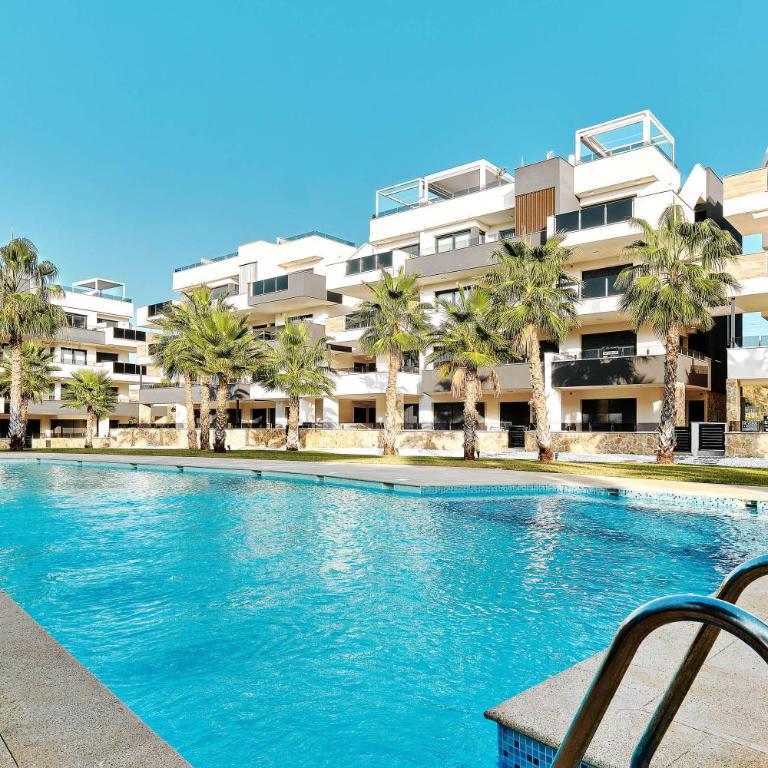 Sunrise new apartment with pool - Apartamento de 2 dormitorios - 3