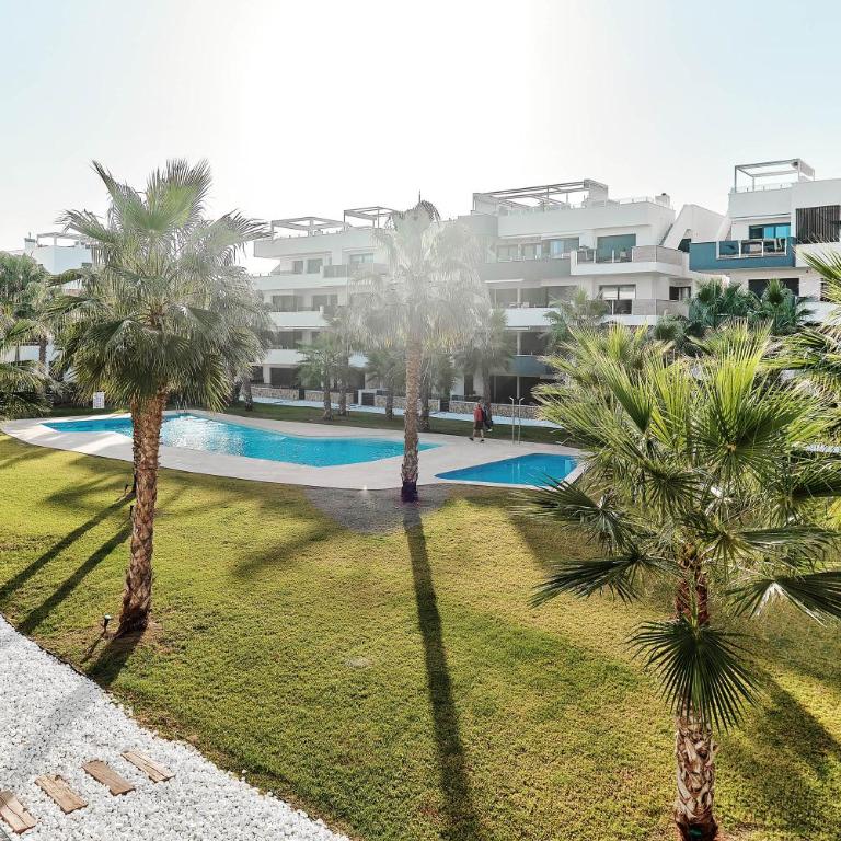 Sunrise new apartment with pool - Apartamento de 2 dormitorios - 10