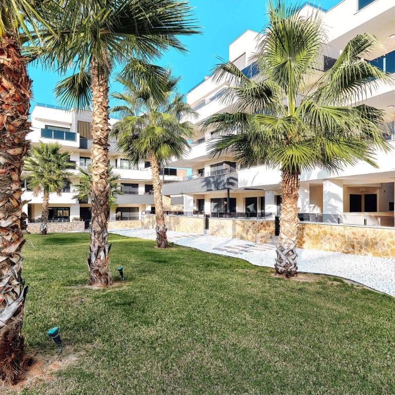 Sunrise new apartment with pool - Apartamento de 2 dormitorios - 35