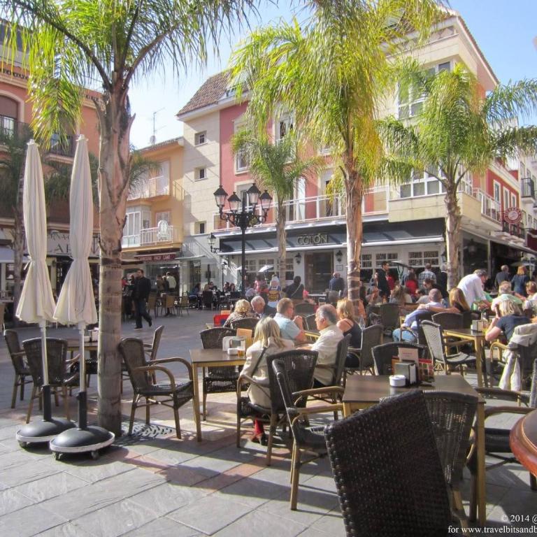 Boutique Apartment Fuengirola old town & beach with 2bed-2bath - Two-Bedroom Apartment - 24