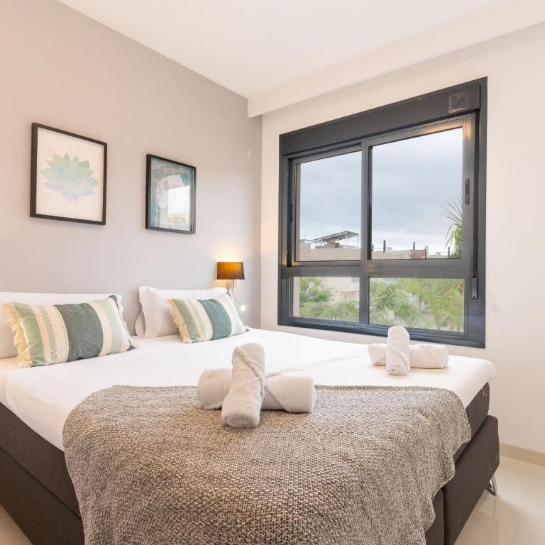 Mil Palmeras Beachfront Bliss - Apartamento con vistas al mar - 4