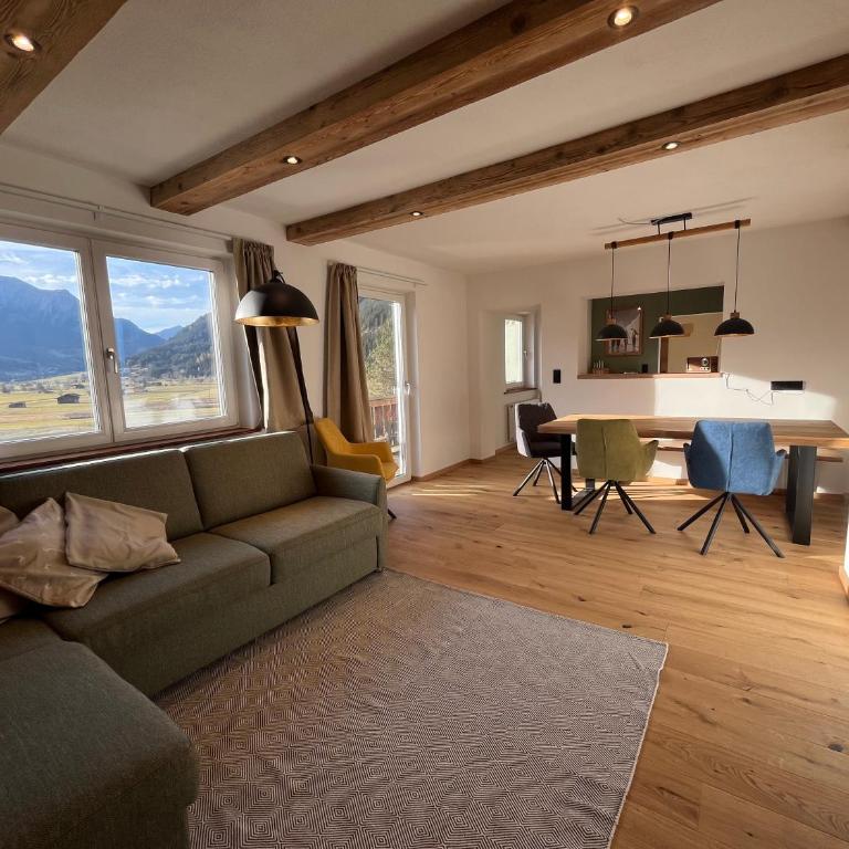 Haus Martina - Apartment mit 2 Schlafzimmern und Bergblick - 1