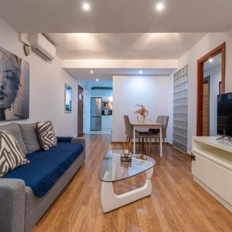 Lujo a tu alcance con spa y garaje, pleno centro - Apartamento de 2 dormitorios - 45