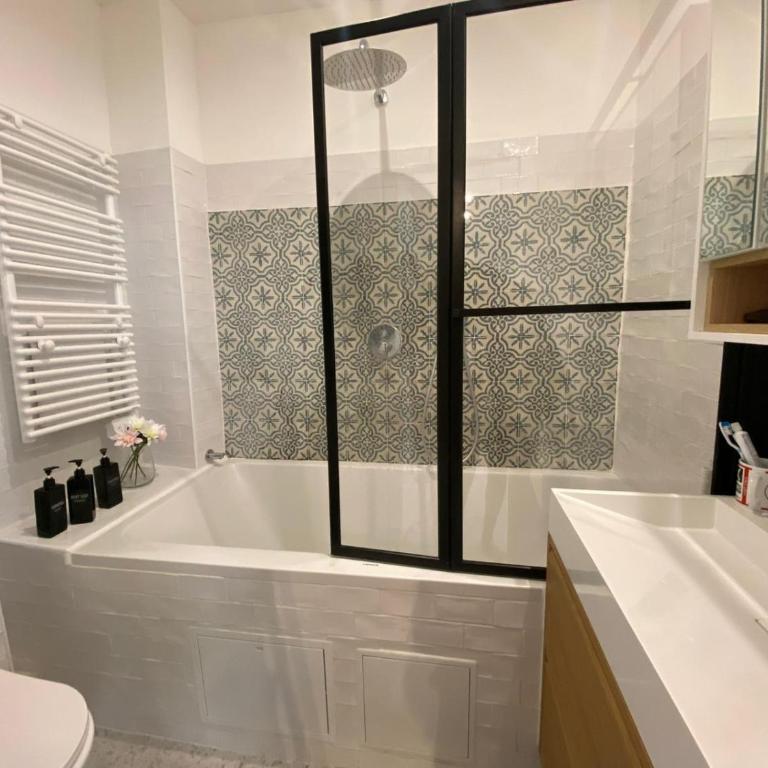 Calm & Charming Atelier in Paris - Appartement 2 Chambres - 7