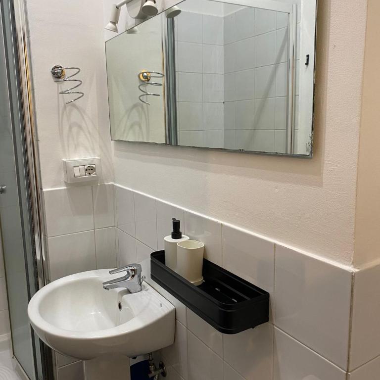 Catania city center appartaments - Classic Apartment - 8