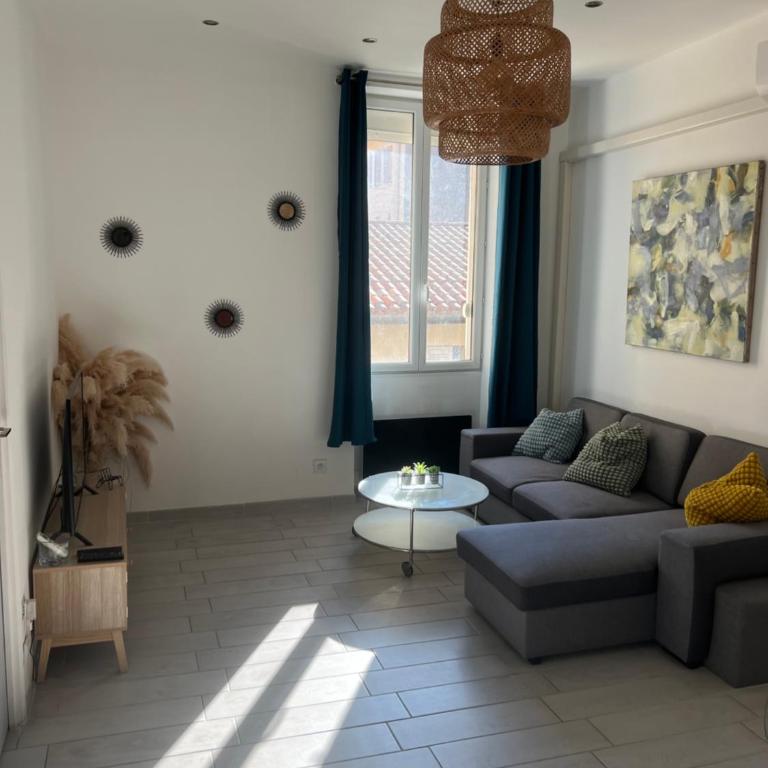 Charmant T2 climatisé a 5 min de là gare st-charles - vieux port - Appartement 1 Chambre - 1