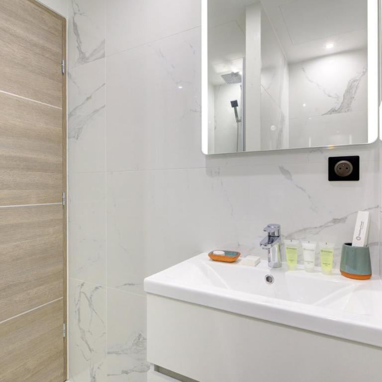 Bluestay 296 - Superbe appartement à Paris 17 - Appartement - 15
