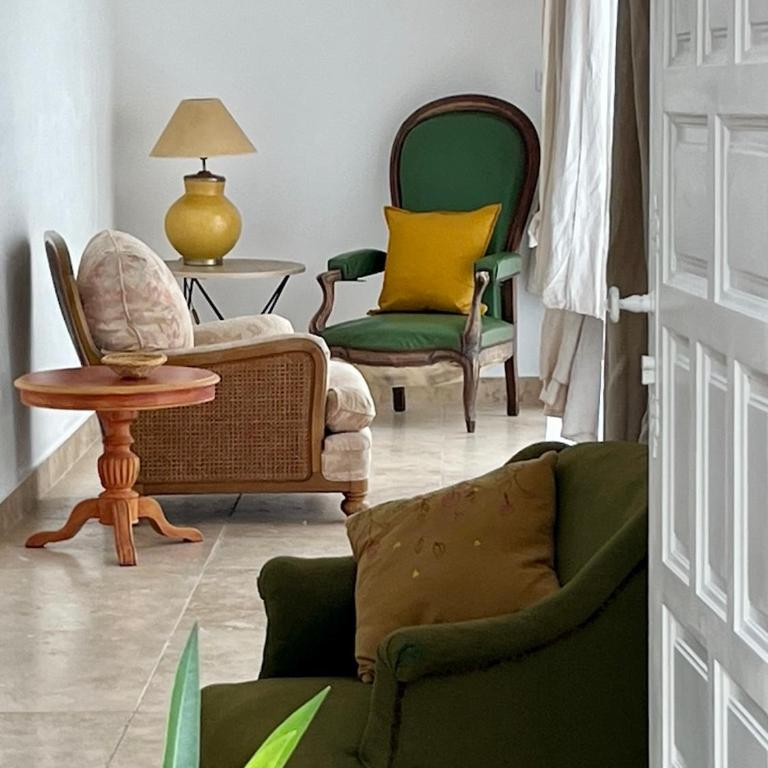 Appartement Symphonie T3, 2 terrasses, grand jardin & parking privé au calme - Two-Bedroom Apartment - 13