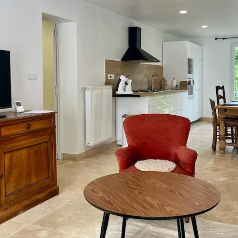 Appartement Symphonie T3, 2 terrasses, grand jardin & parking privé au calme - Two-Bedroom Apartment - 1