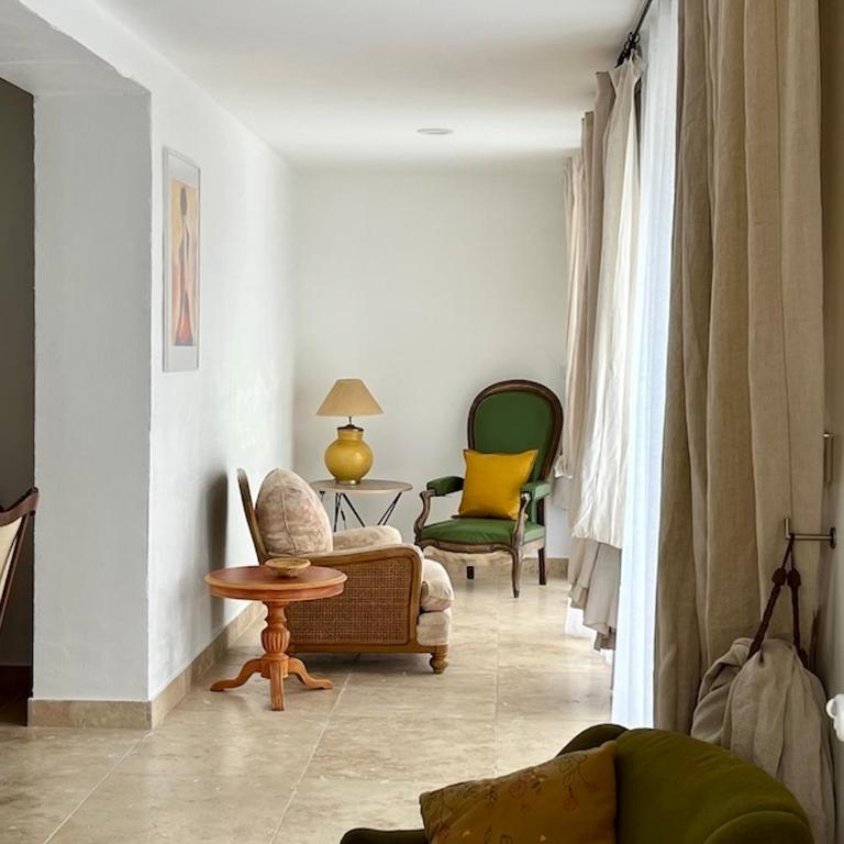 Appartement Symphonie T3, 2 terrasses, grand jardin & parking privé au calme - Two-Bedroom Apartment - 21