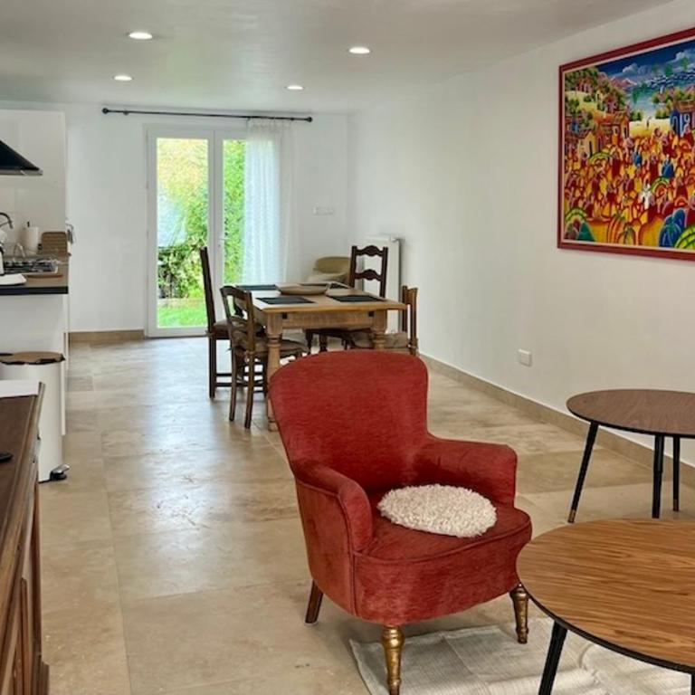 Appartement Symphonie T3, 2 terrasses, grand jardin & parking privé au calme - Two-Bedroom Apartment - 22