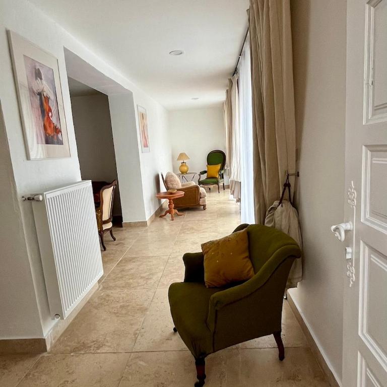 Appartement Symphonie T3, 2 terrasses, grand jardin & parking privé au calme - Two-Bedroom Apartment - 31