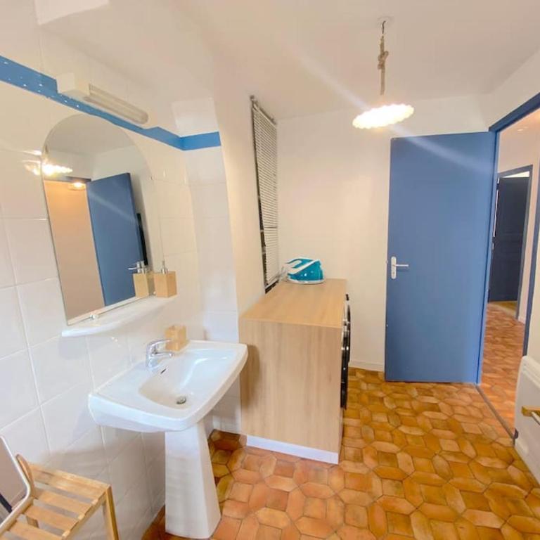Appartement à 20mètres du port de Sanary - Apartamento de 2 dormitorios - 9