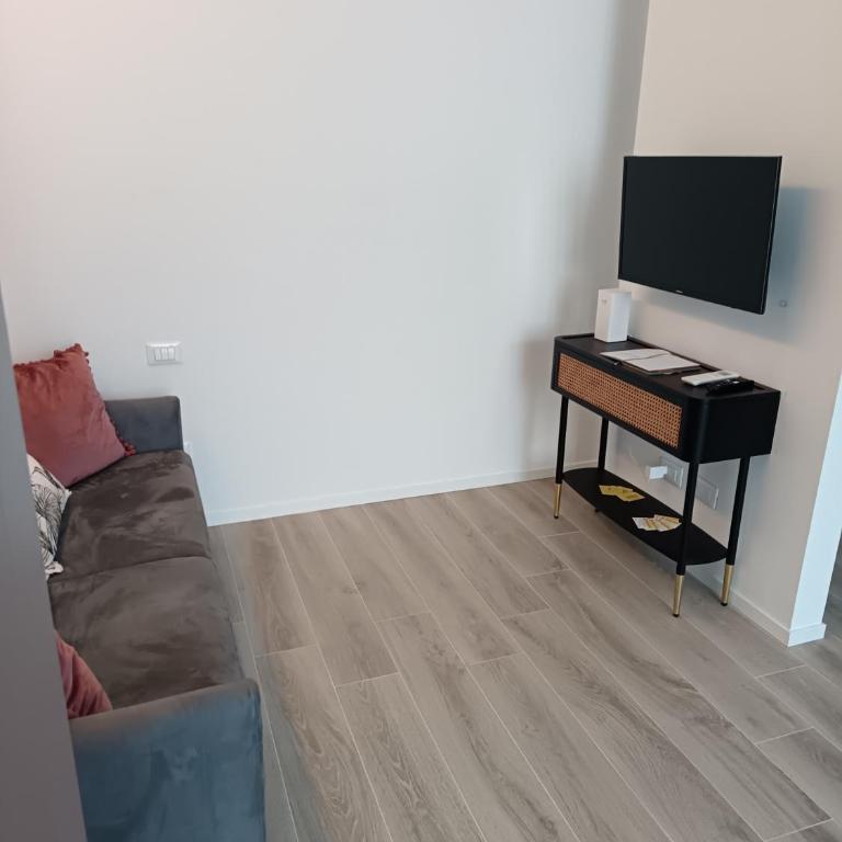 Bologna House Station 55 - Appartamento con 2 Camere da Letto e Vista Città - 33