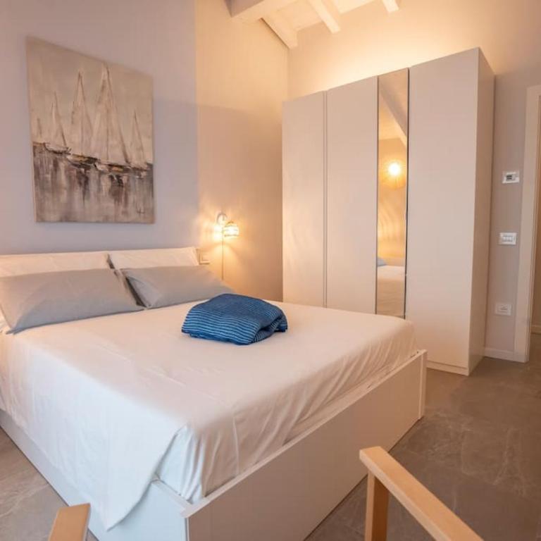 InSalo-Holidays Apartments con vista sul Golfo di Salò - Appartamento con 1 Camera da Letto e Vista Lago - 4