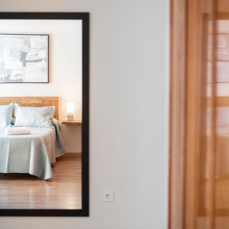 Emir Ático SOL Y NIEVE - Three-Bedroom Apartment - 13