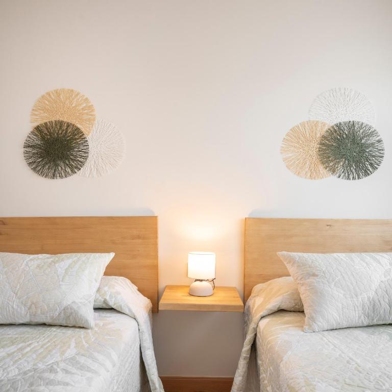 Emir Ático SOL Y NIEVE - Three-Bedroom Apartment - 45