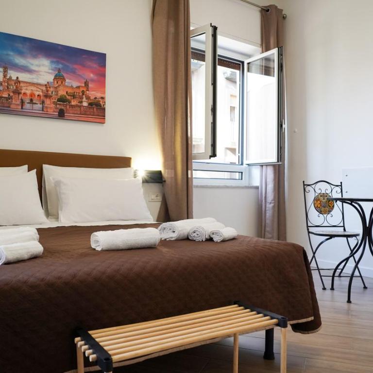 Bieddu Suites - Palermo City Center - Large Double Room - 2