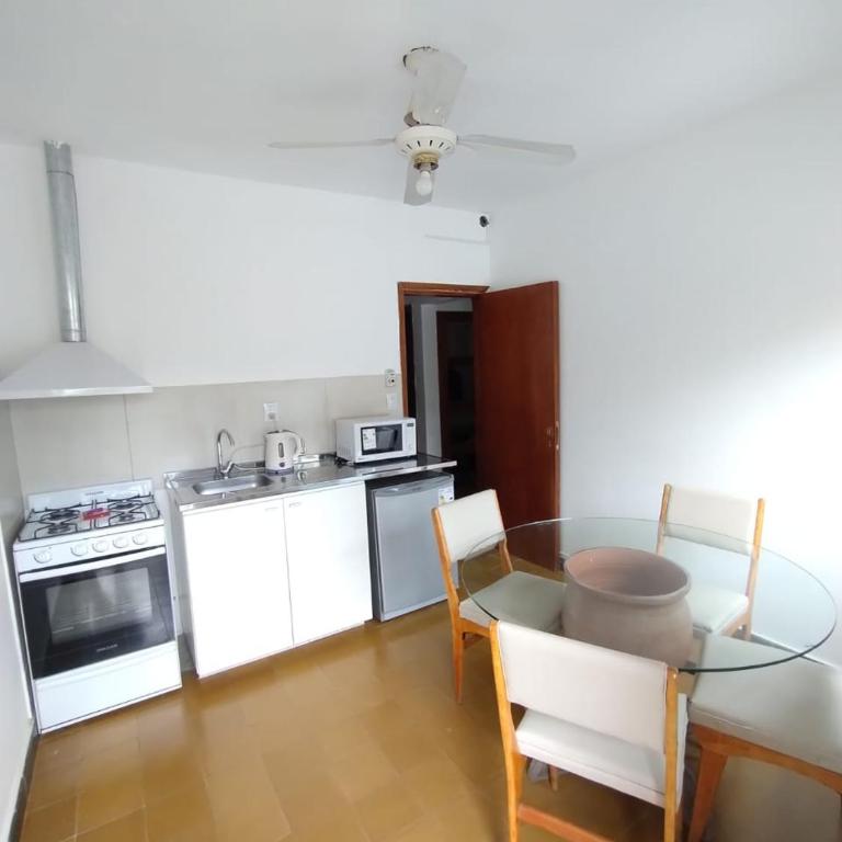Departamento para 4 personas - Two-Bedroom Apartment - 11