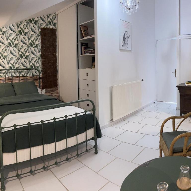 Chambres d'Hôtes - Le Pin des Arches - Habitación Doble con vistas al jardín - 3