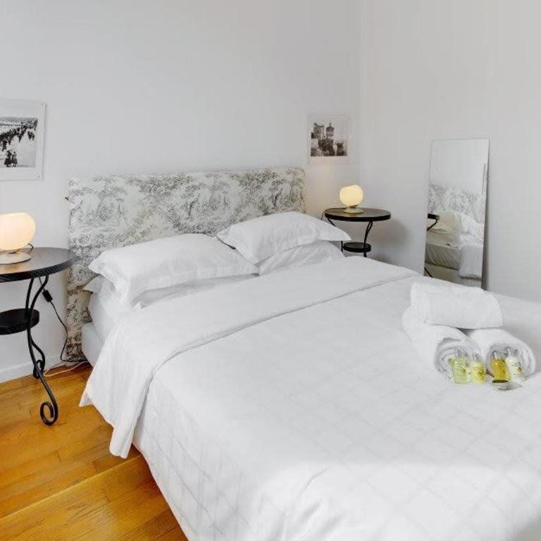 Rue Fodere location Port area - Appartement - 4
