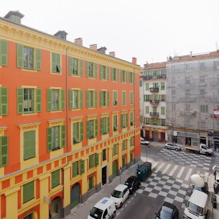 Rue Fodere location Port area - Appartement - 16