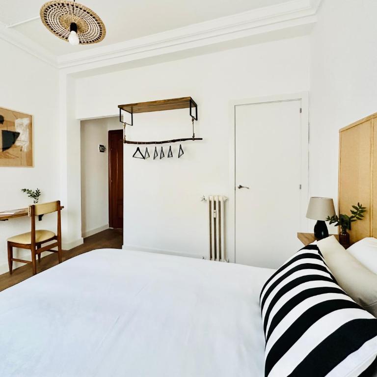 Autentic Boutique Moncloa - Deluxe Double Room - 6