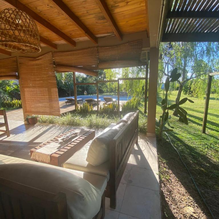 Linda casa a metros del río Paraná con pileta - Casa de 2 dormitorios - 34