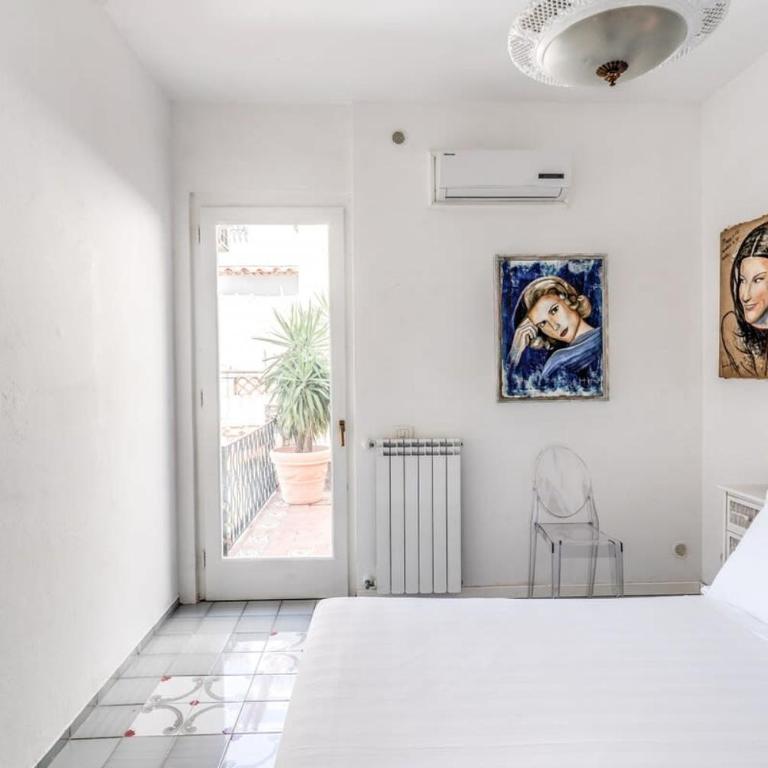 Villa Dafne Gulf Views Pool and Guest Services by Feeling Italy - Villa - 22