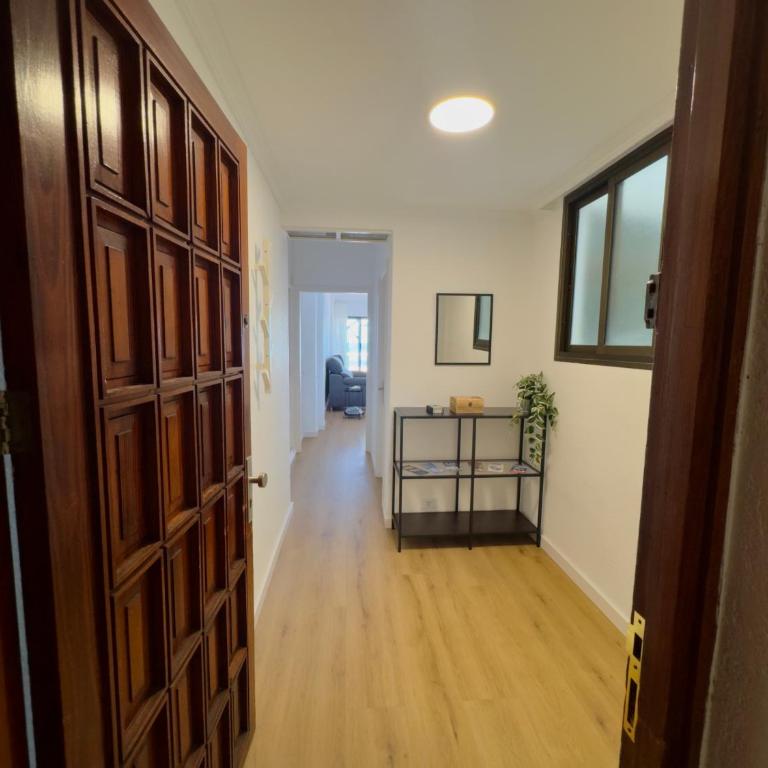 La Perla de Las Canteras - Three-Bedroom Apartment - 28