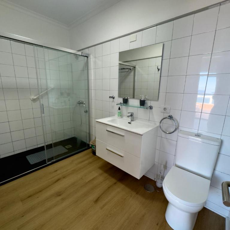 La Perla de Las Canteras - Three-Bedroom Apartment - 17